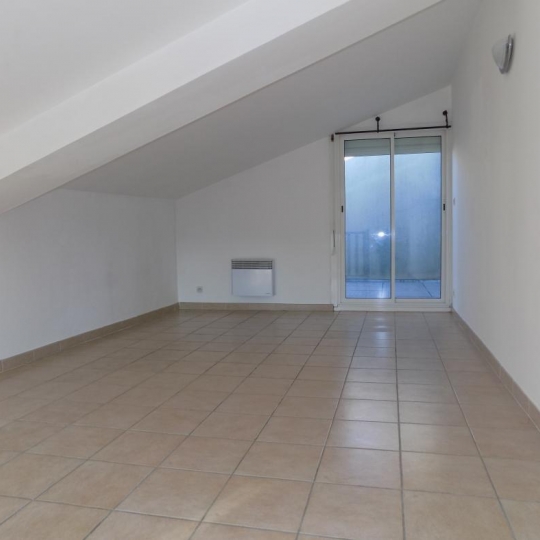  Annonces VALLEE DE LA CEZE : Apartment | BAGNOLS-SUR-CEZE (30200) | 60 m2 | 630 € 