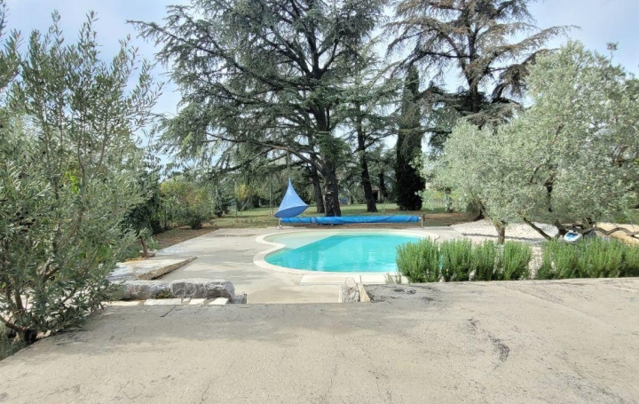 Villa   SAINT-MARTIN-D'ARDECHE  167 m2 577 000 € 
