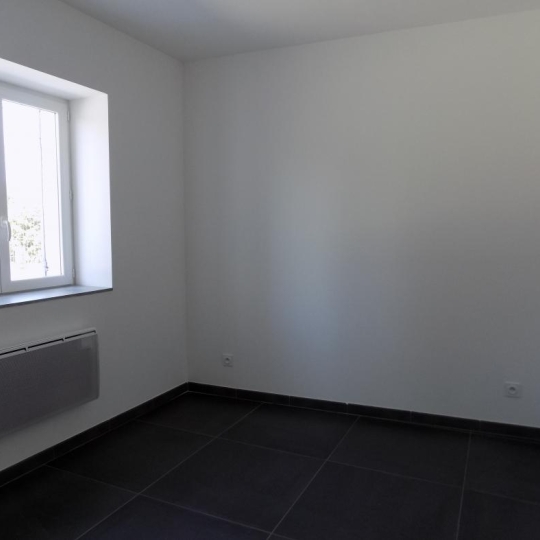  Annonces VALLEE DE LA CEZE : Appartement | BAGNOLS-SUR-CEZE (30200) | 39 m2 | 516 € 