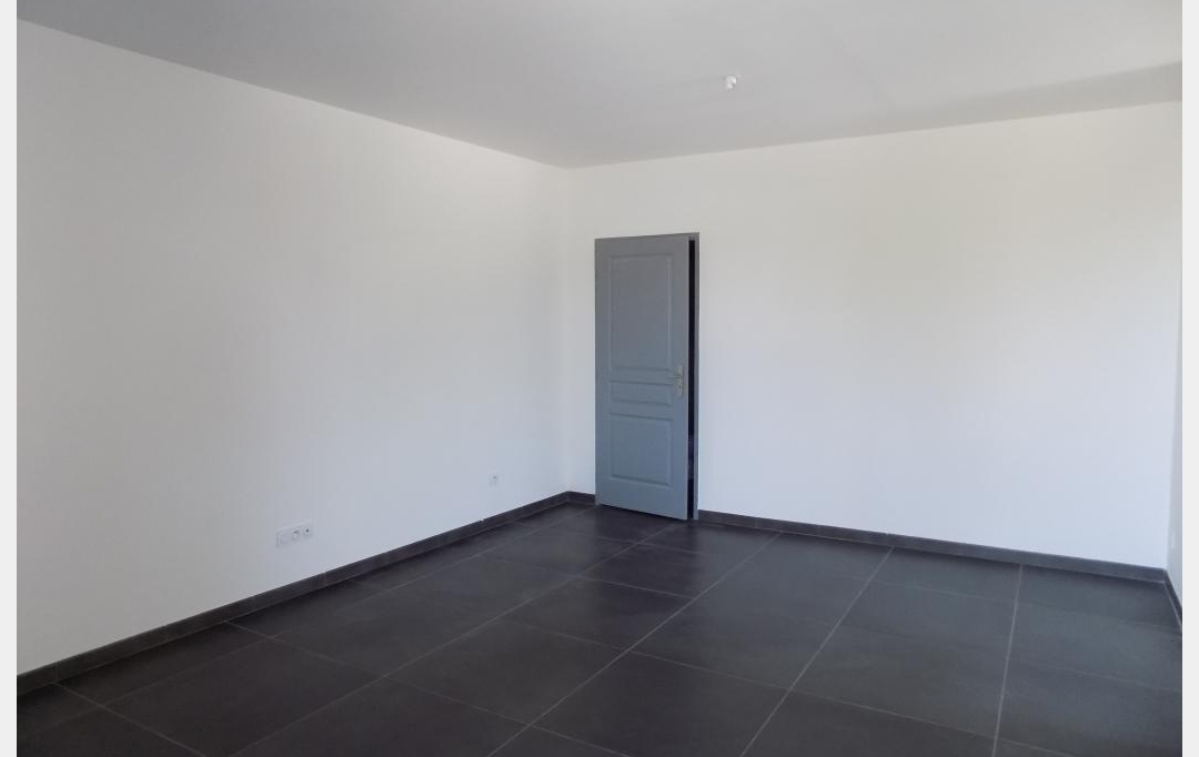 Annonces VALLEE DE LA CEZE : Apartment | BAGNOLS-SUR-CEZE (30200) | 39 m2 | 516 € 